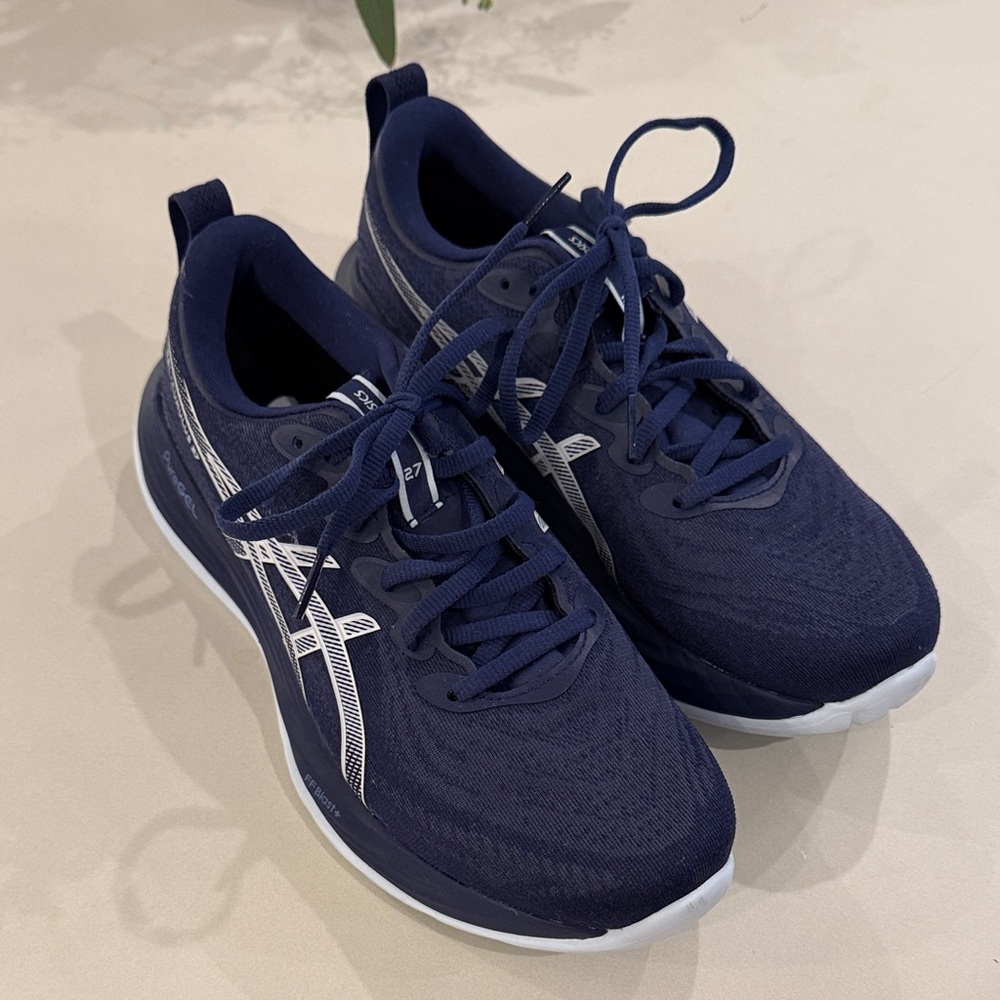 ASICS Gel-Cumulus 27 Navy sz 9